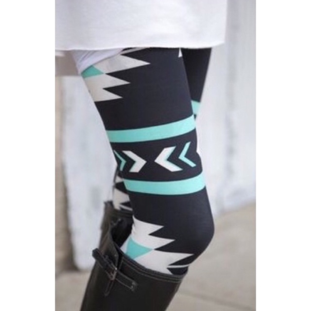 Mint Aztec leggings one size New with tags.